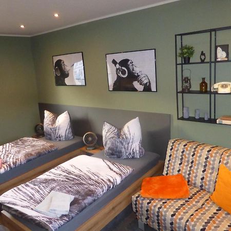 Gaestezimmer In Einer Ferienwohnung Thiele In Rosswein ภายนอก รูปภาพ