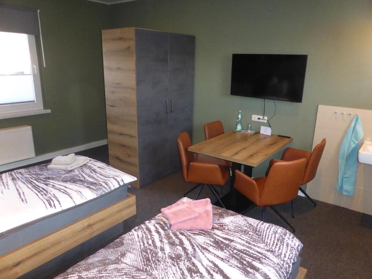 Gaestezimmer In Einer Ferienwohnung Thiele In Rosswein ภายนอก รูปภาพ