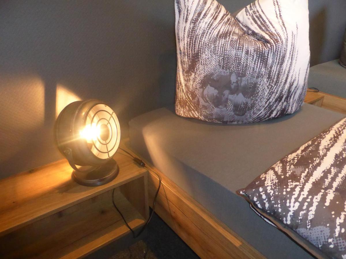 Gaestezimmer In Einer Ferienwohnung Thiele In Rosswein ภายนอก รูปภาพ